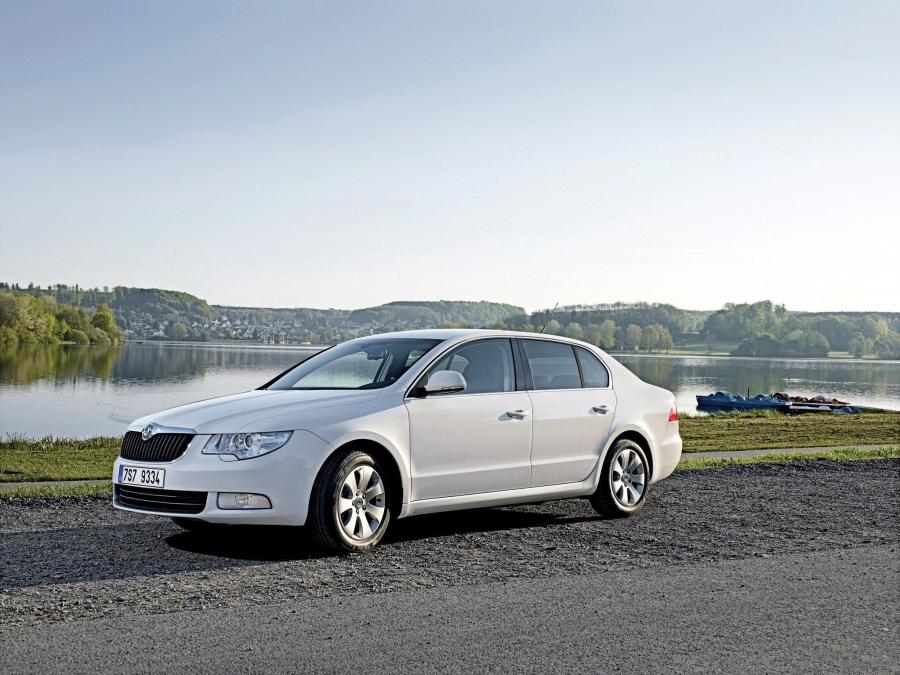  Skoda Superb GreenLine 2008 года  (фото 9 из 30)